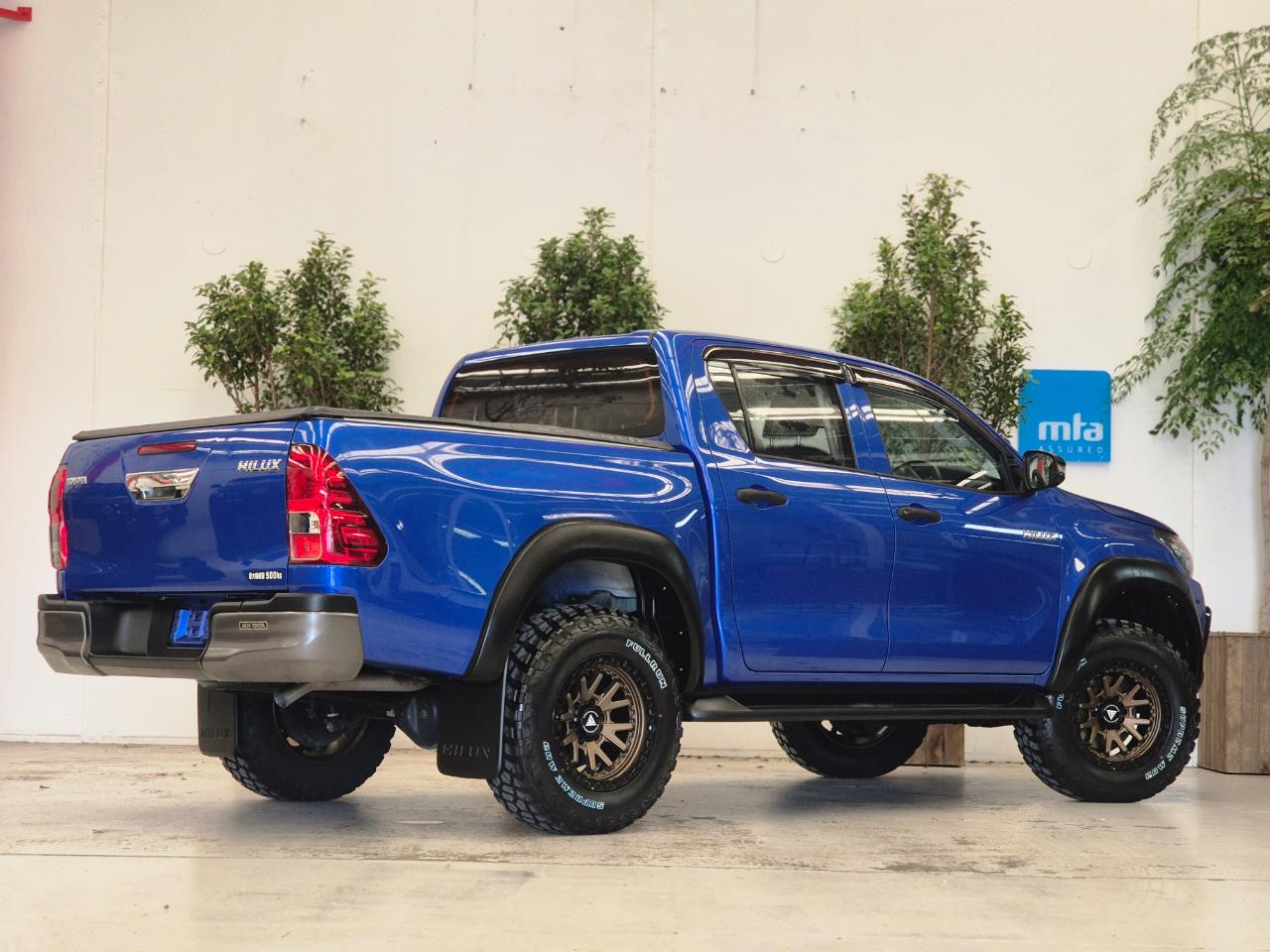 2018 Toyota Hilux thumbnail