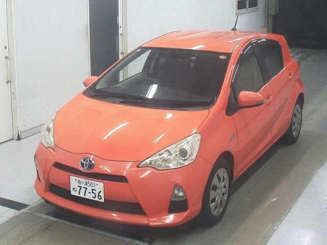 2014 Toyota Aqua thumbnail