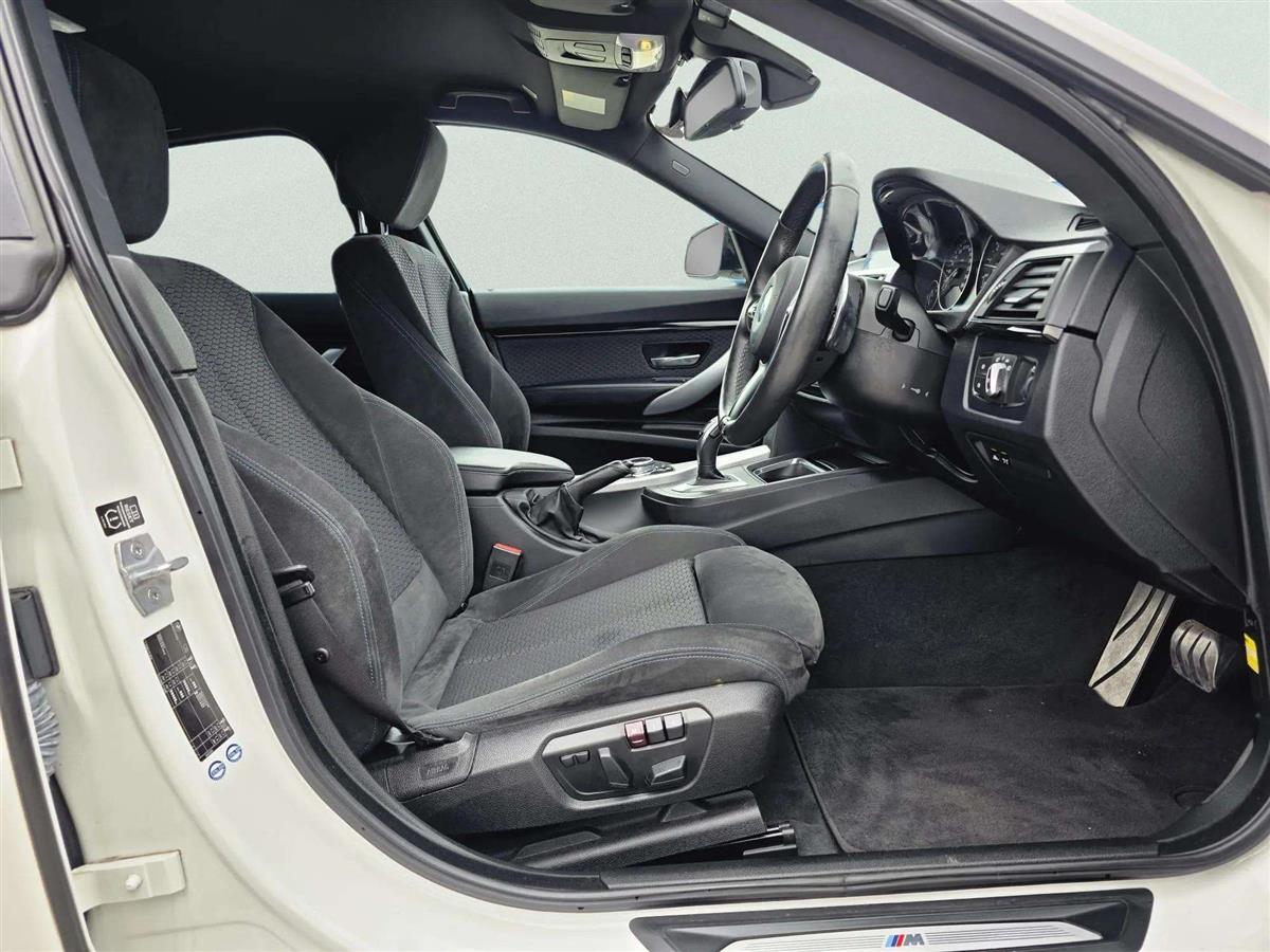 2014 BMW 320i thumbnail