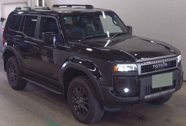 2026 Toyota Land Cruiser Prado thumbnail