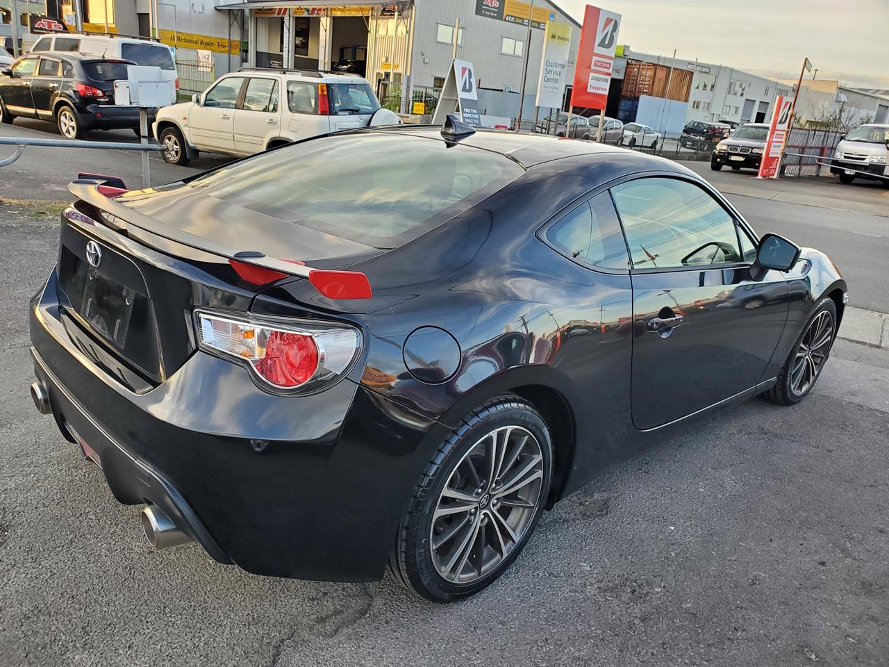 2012 Toyota 86 thumbnail