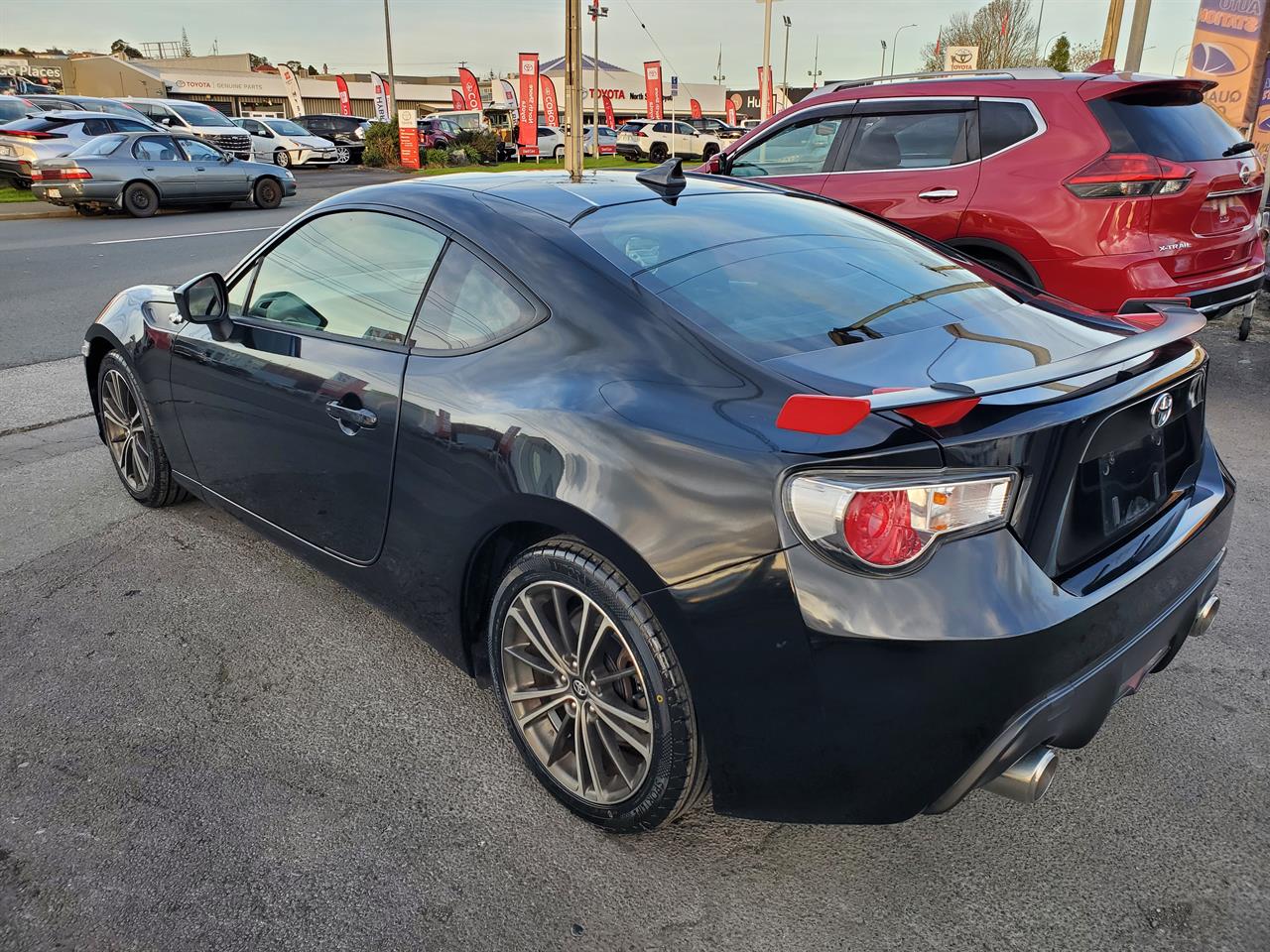 2012 Toyota 86 thumbnail
