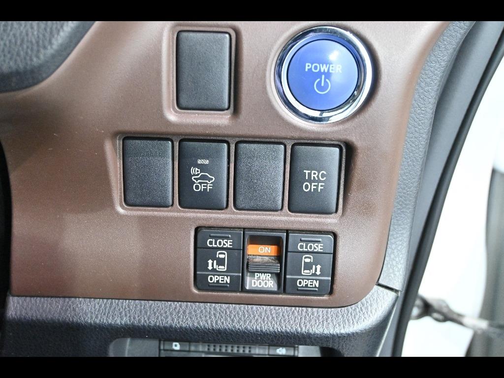 2015 Toyota ESQUIRE thumbnail