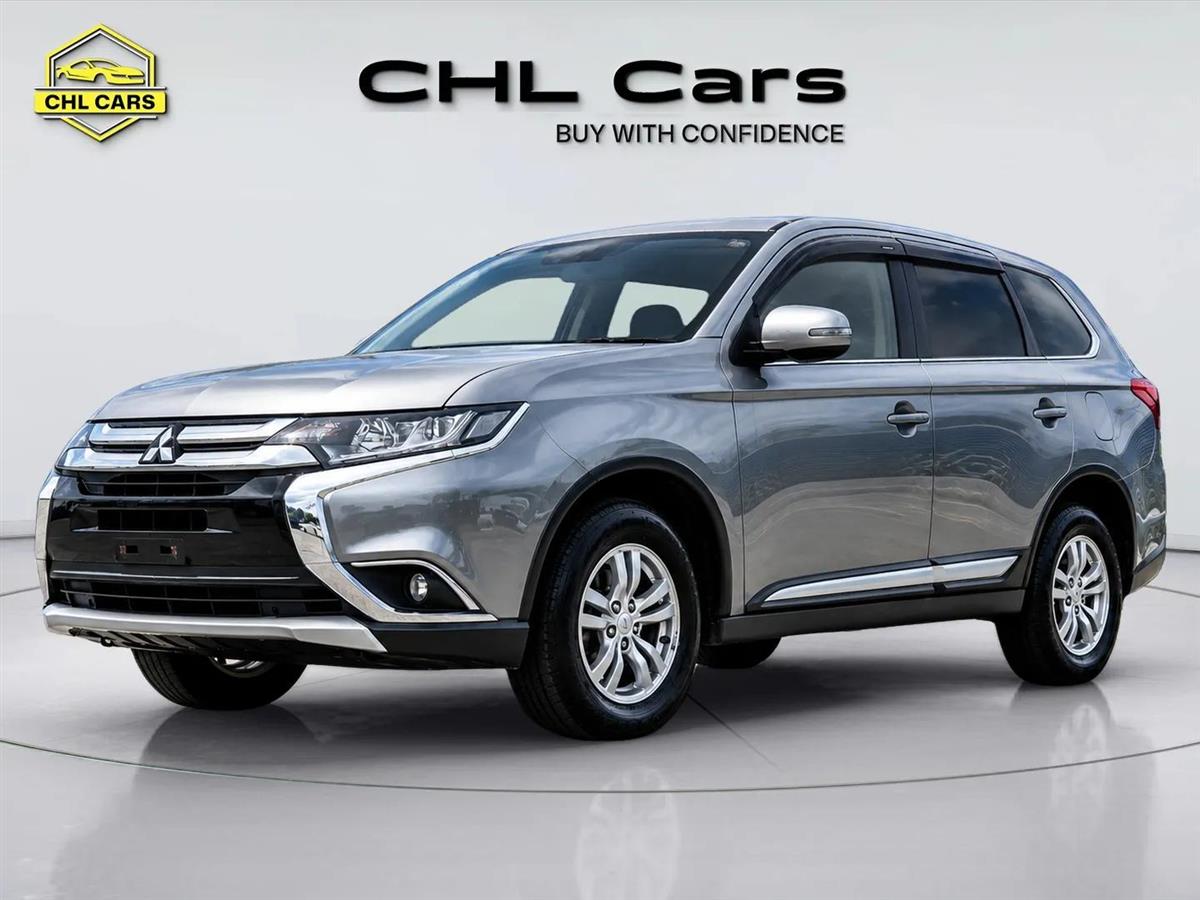 2015 Mitsubishi Outlander thumbnail