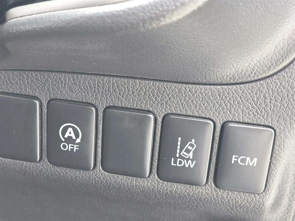 2015 Mitsubishi Outlander thumbnail