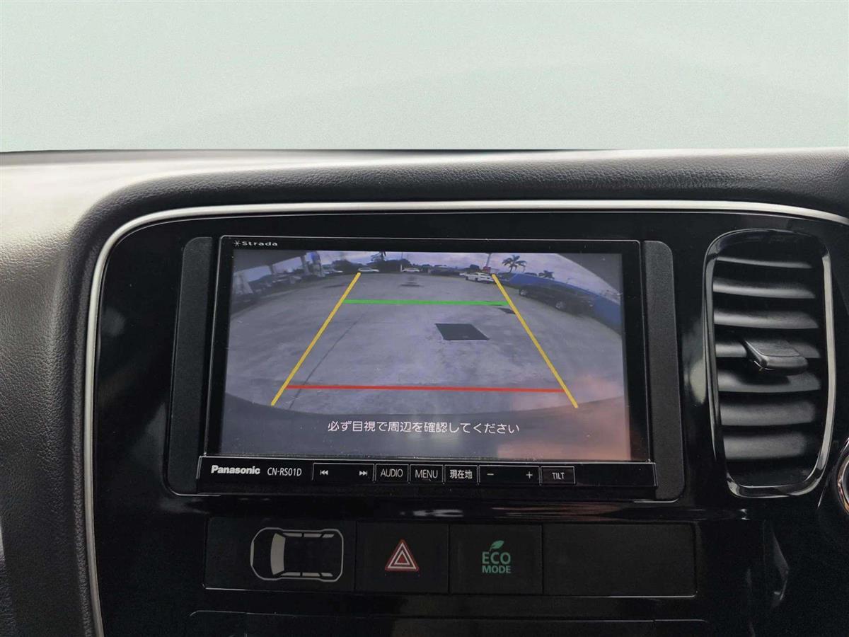 2015 Mitsubishi Outlander thumbnail
