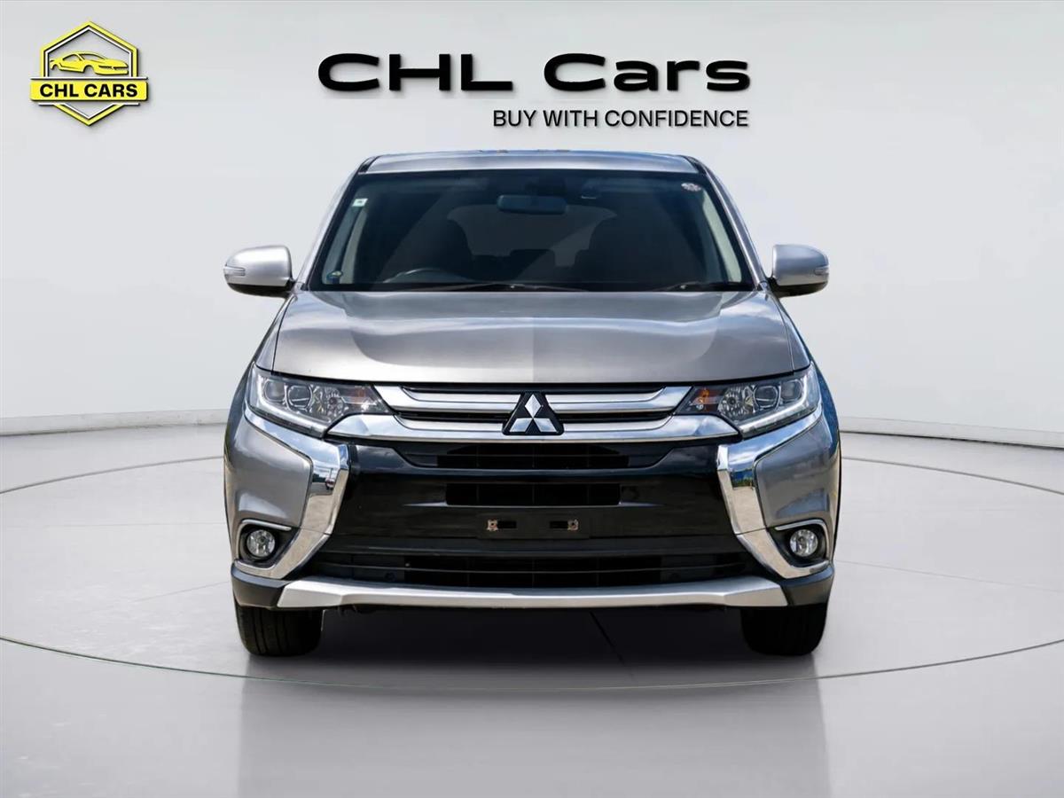 2015 Mitsubishi Outlander thumbnail