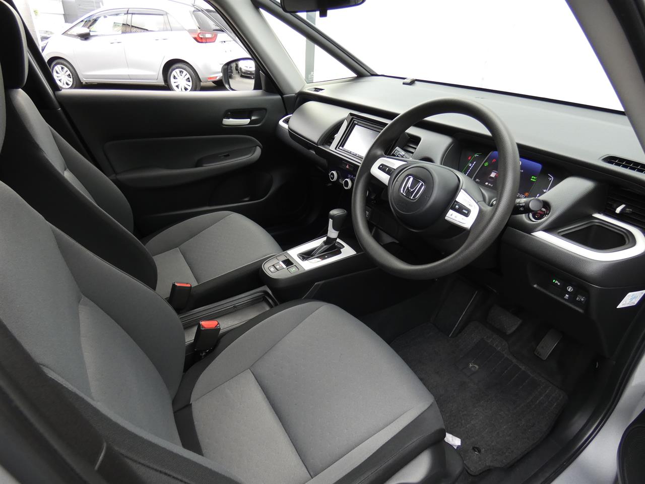 2021 Honda FIT thumbnail