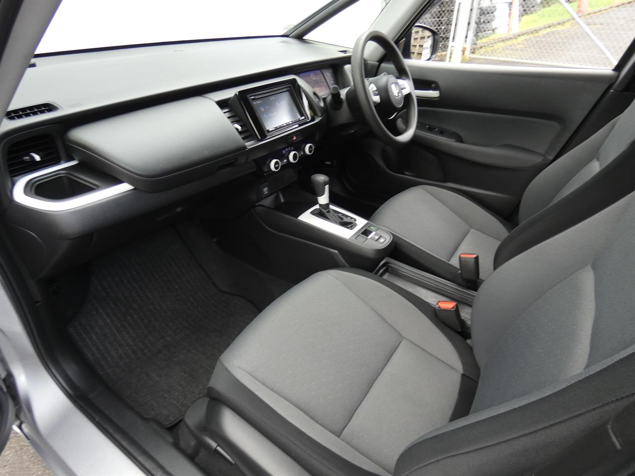 2021 Honda FIT thumbnail