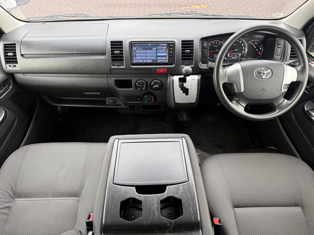 2018 Toyota Hiace thumbnail