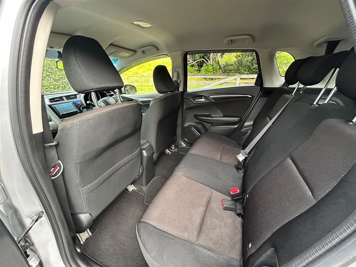 2015 Honda Fit thumbnail