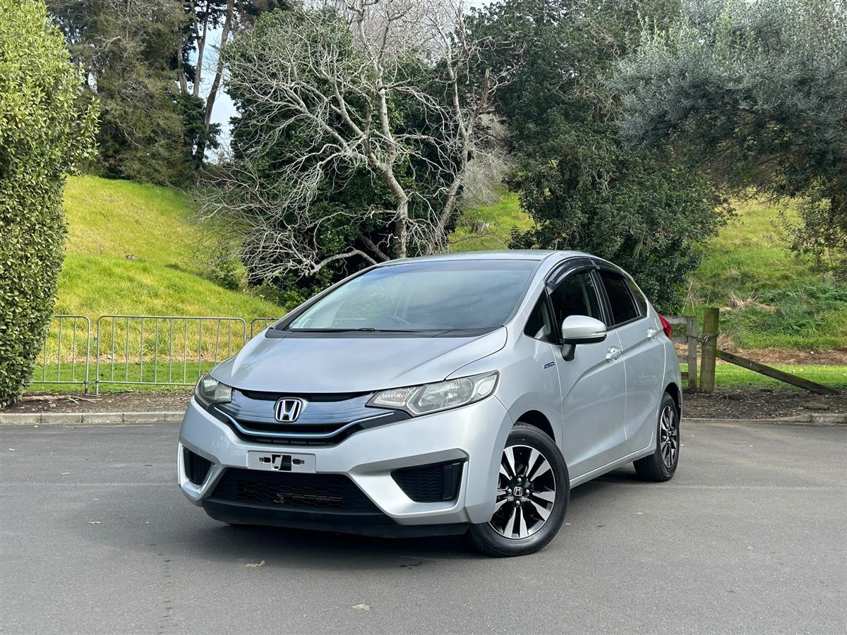 2015 Honda Fit thumbnail