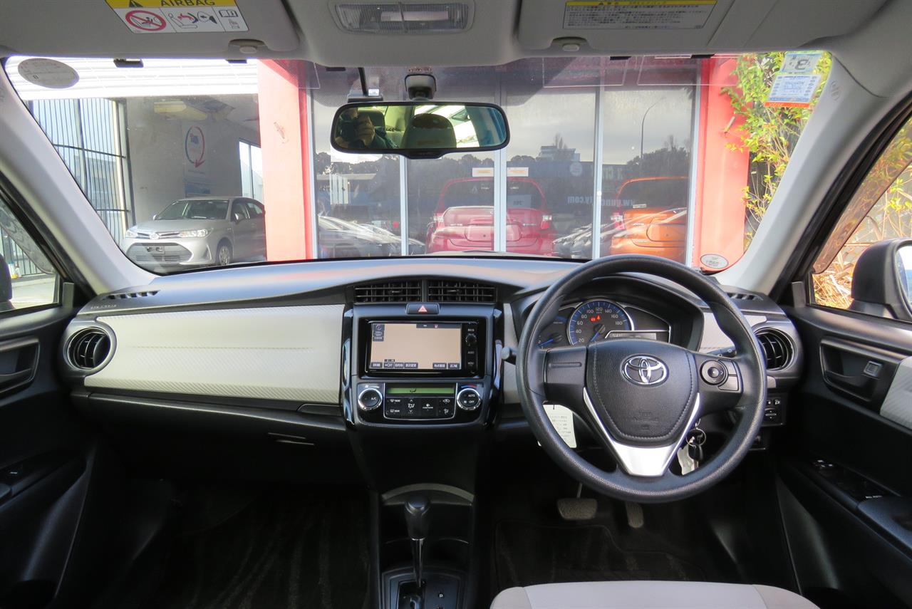 2015 Toyota Corolla thumbnail