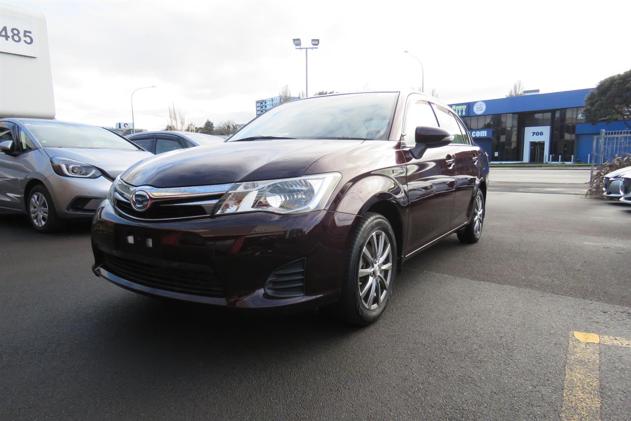 2015 Toyota Corolla thumbnail