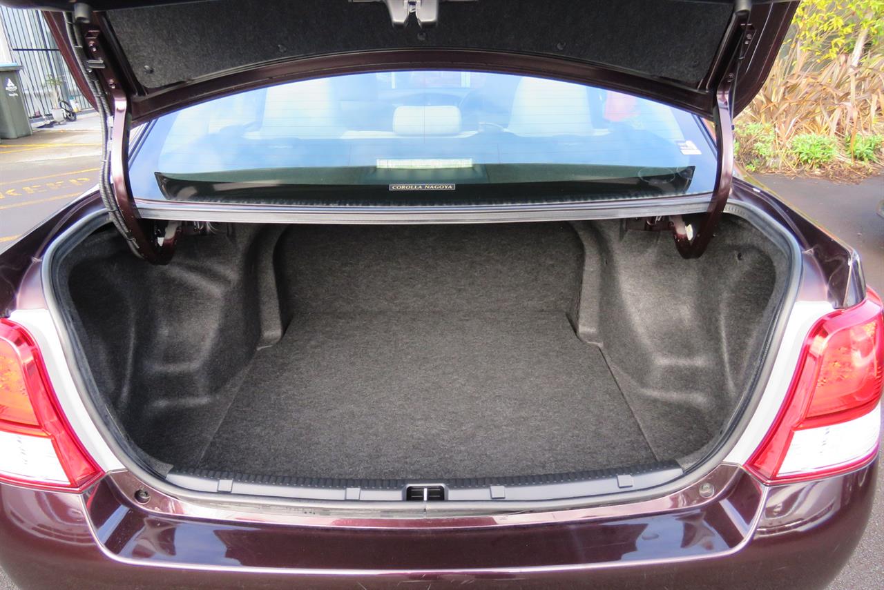 2015 Toyota Corolla thumbnail