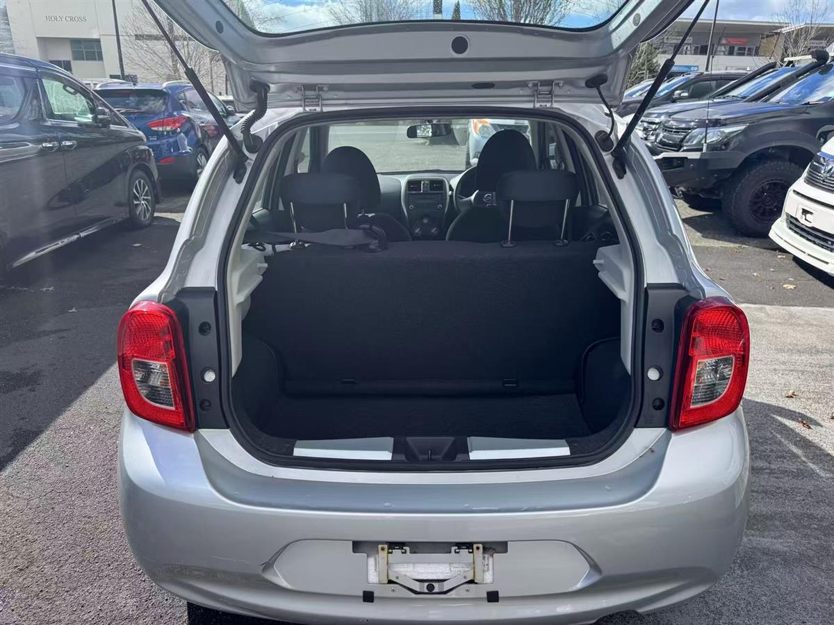 2018 Nissan March thumbnail