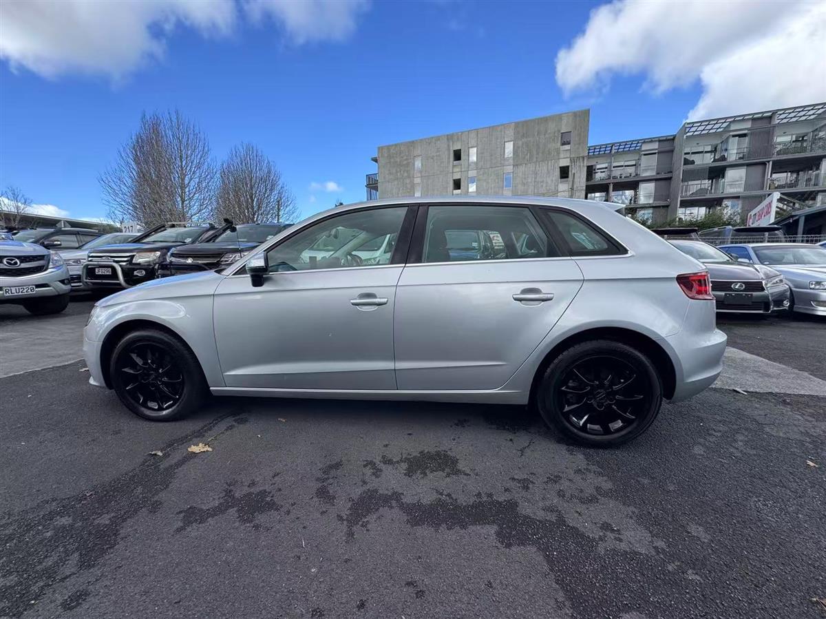 2014 Audi A3 thumbnail
