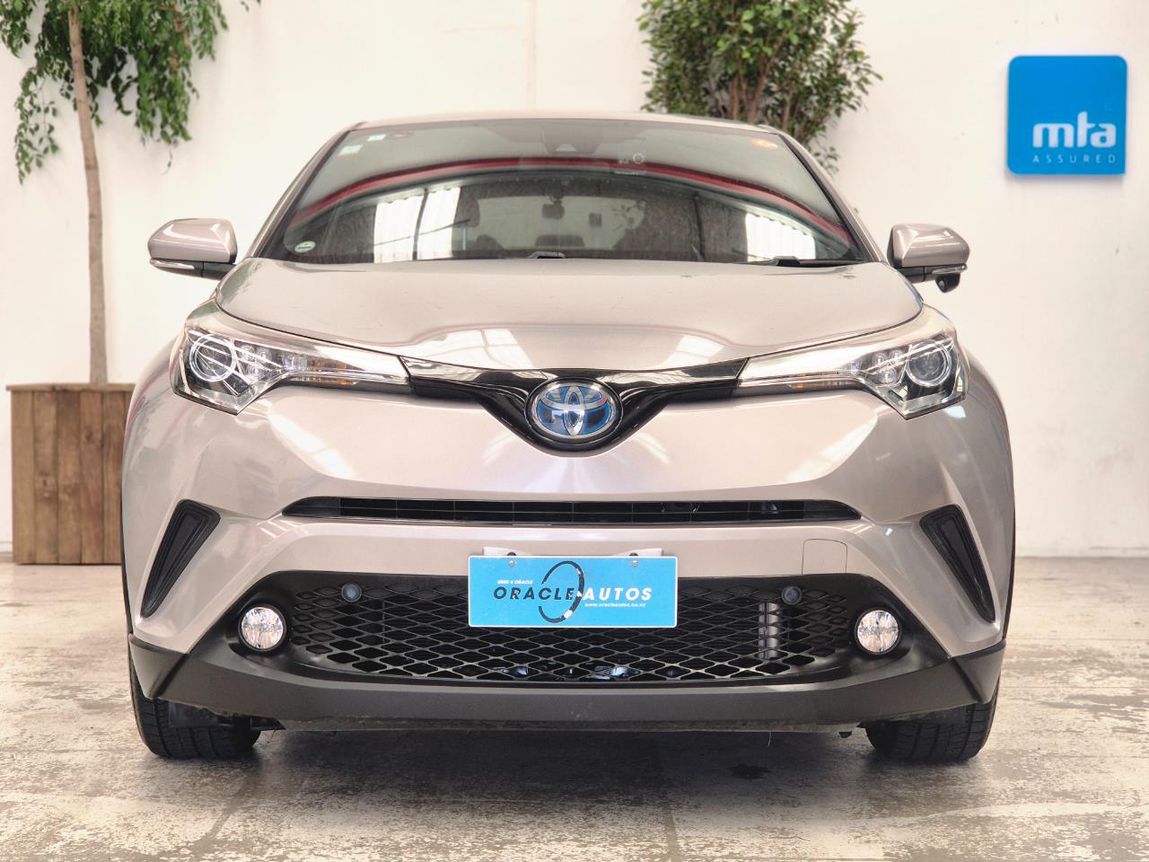 2017 Toyota C-Hr thumbnail