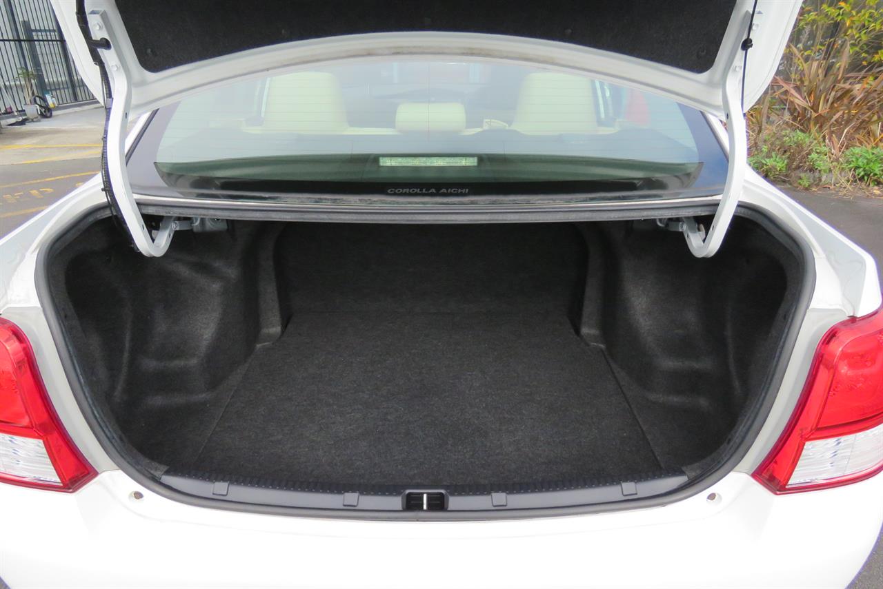 2015 Toyota Corolla thumbnail