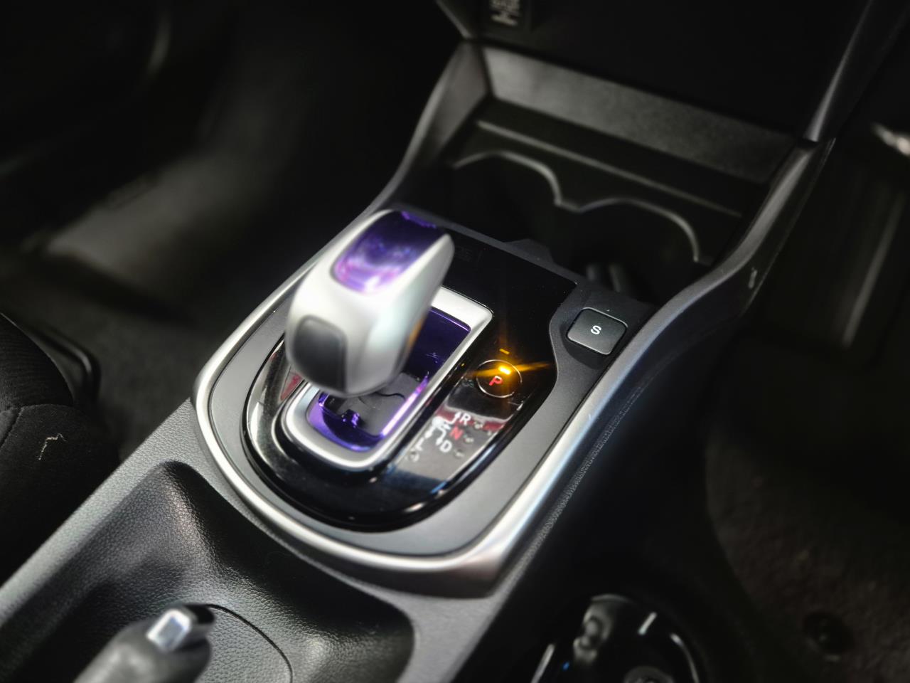 2014 Honda Grace thumbnail