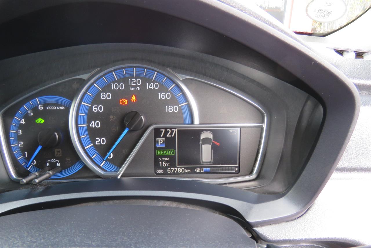 2014 Toyota Corolla thumbnail