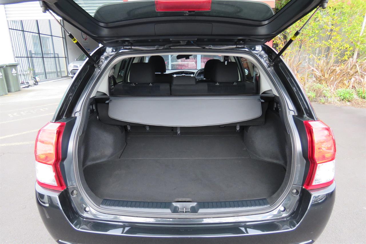 2014 Toyota Corolla thumbnail