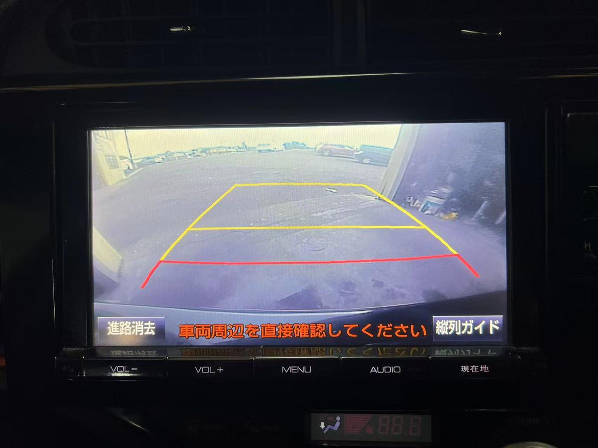 2015 Toyota Aqua thumbnail
