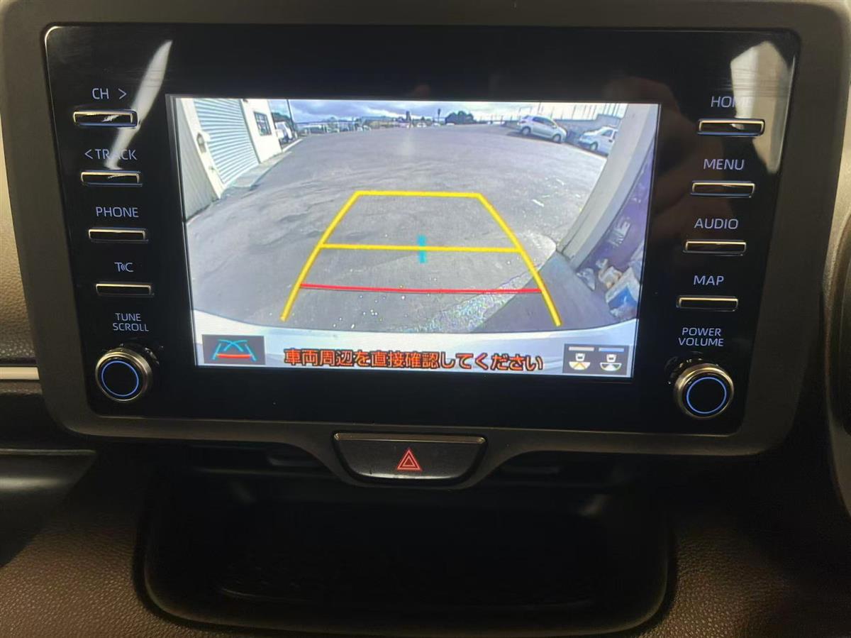 2021 Toyota Yaris thumbnail