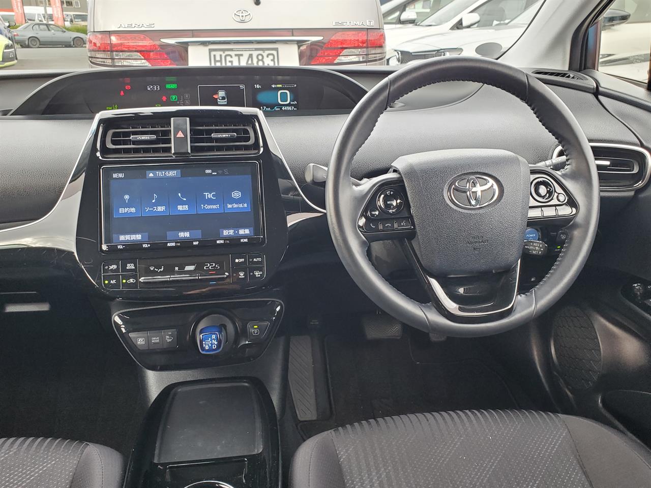 2019 Toyota Prius thumbnail