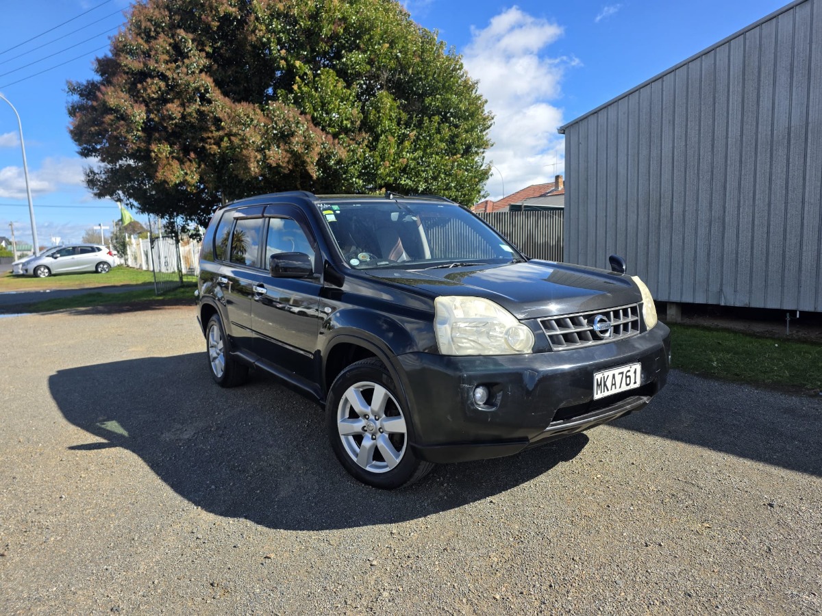2007 Nissan X-Trail thumbnail