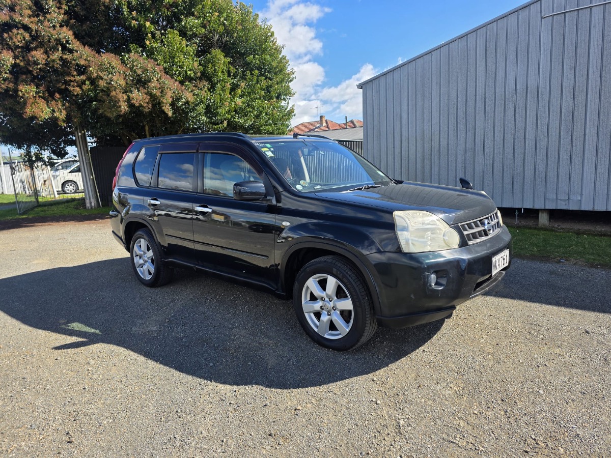 2007 Nissan X-Trail thumbnail