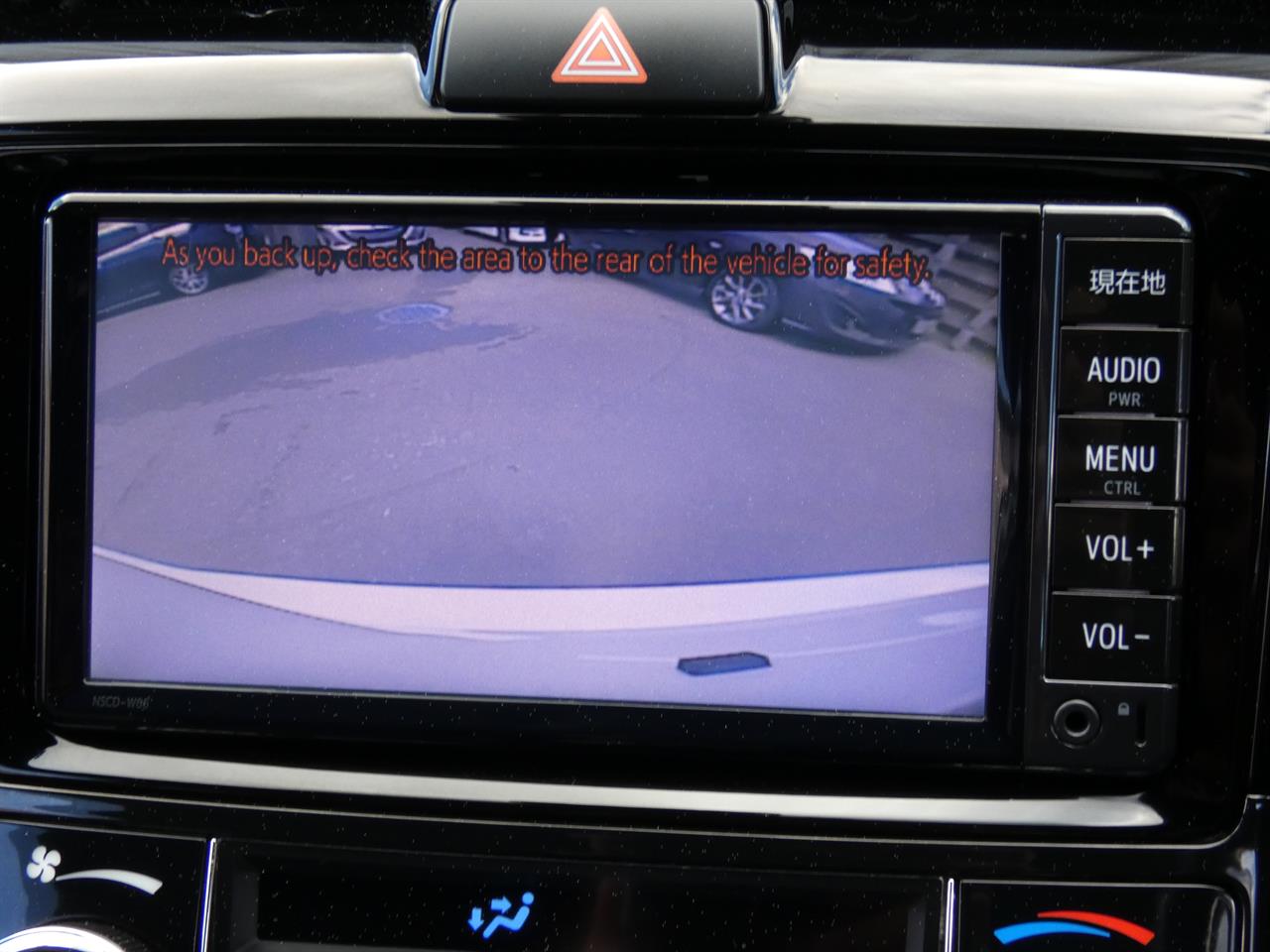 2018 Toyota COROLLA thumbnail