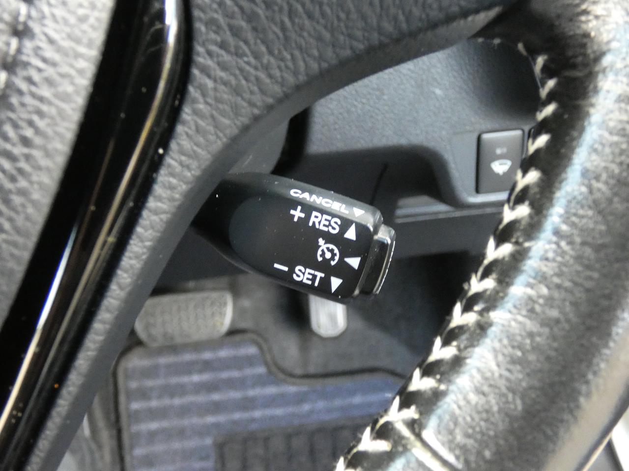 2018 Toyota COROLLA thumbnail