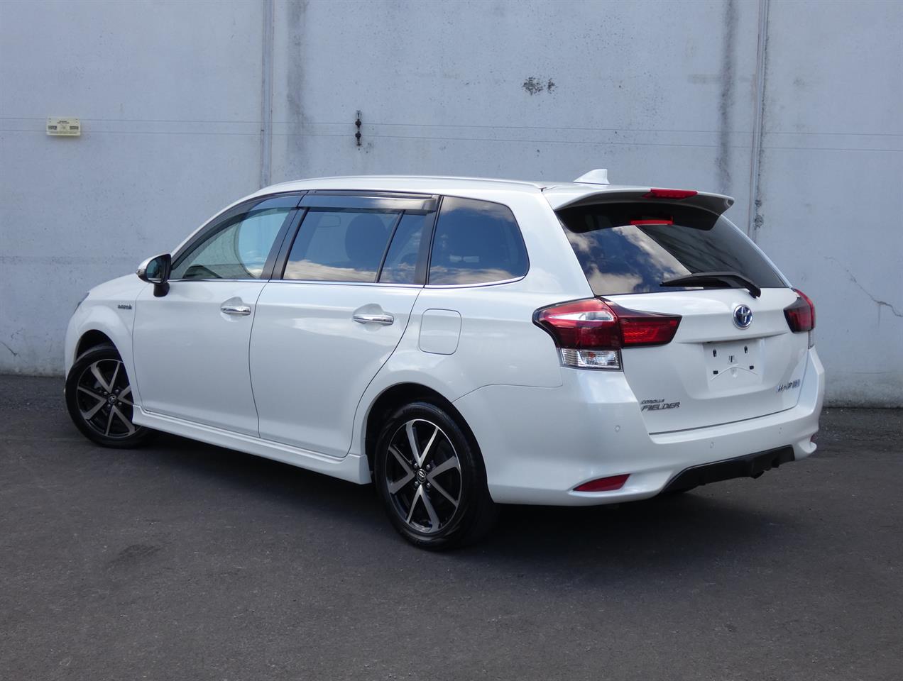 2018 Toyota COROLLA thumbnail