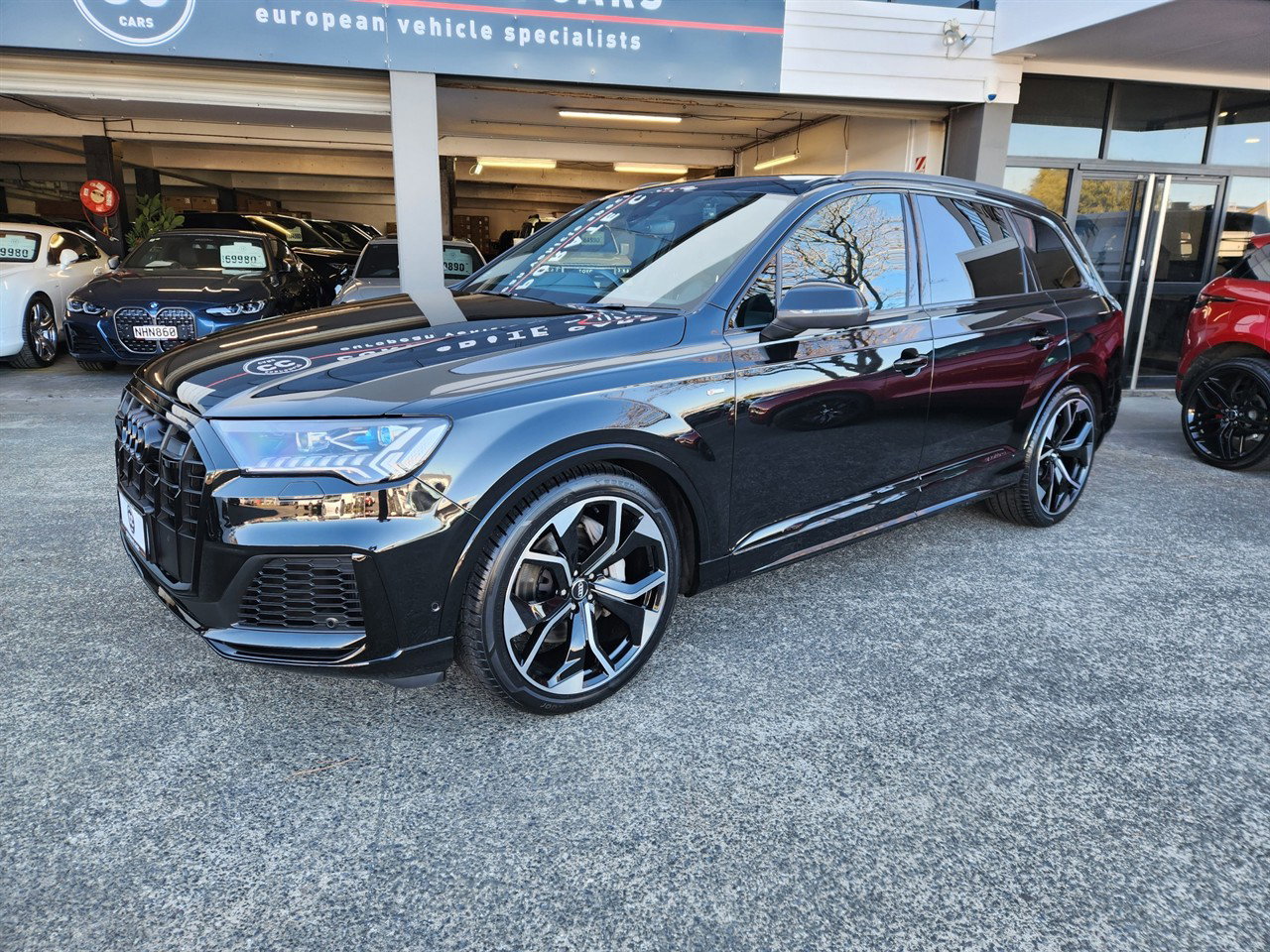2022 Audi Q7 thumbnail