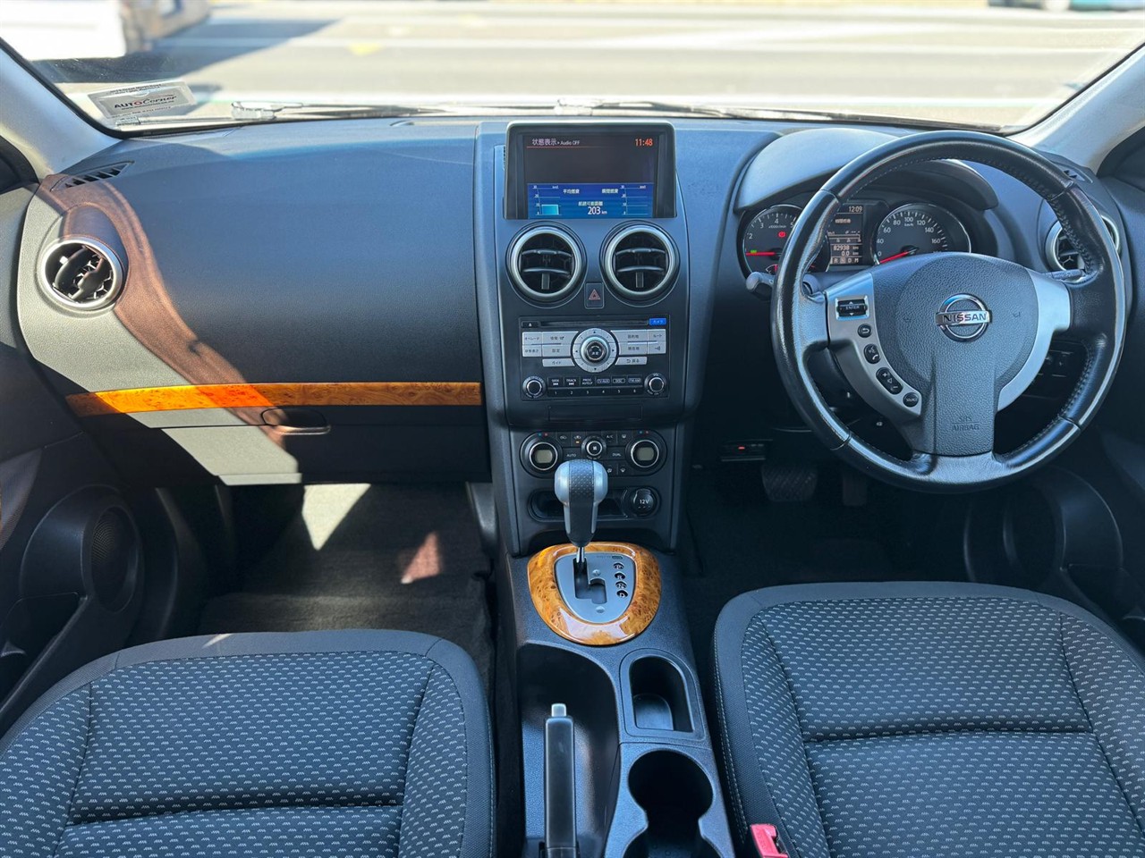 2012 Nissan DUALIS thumbnail