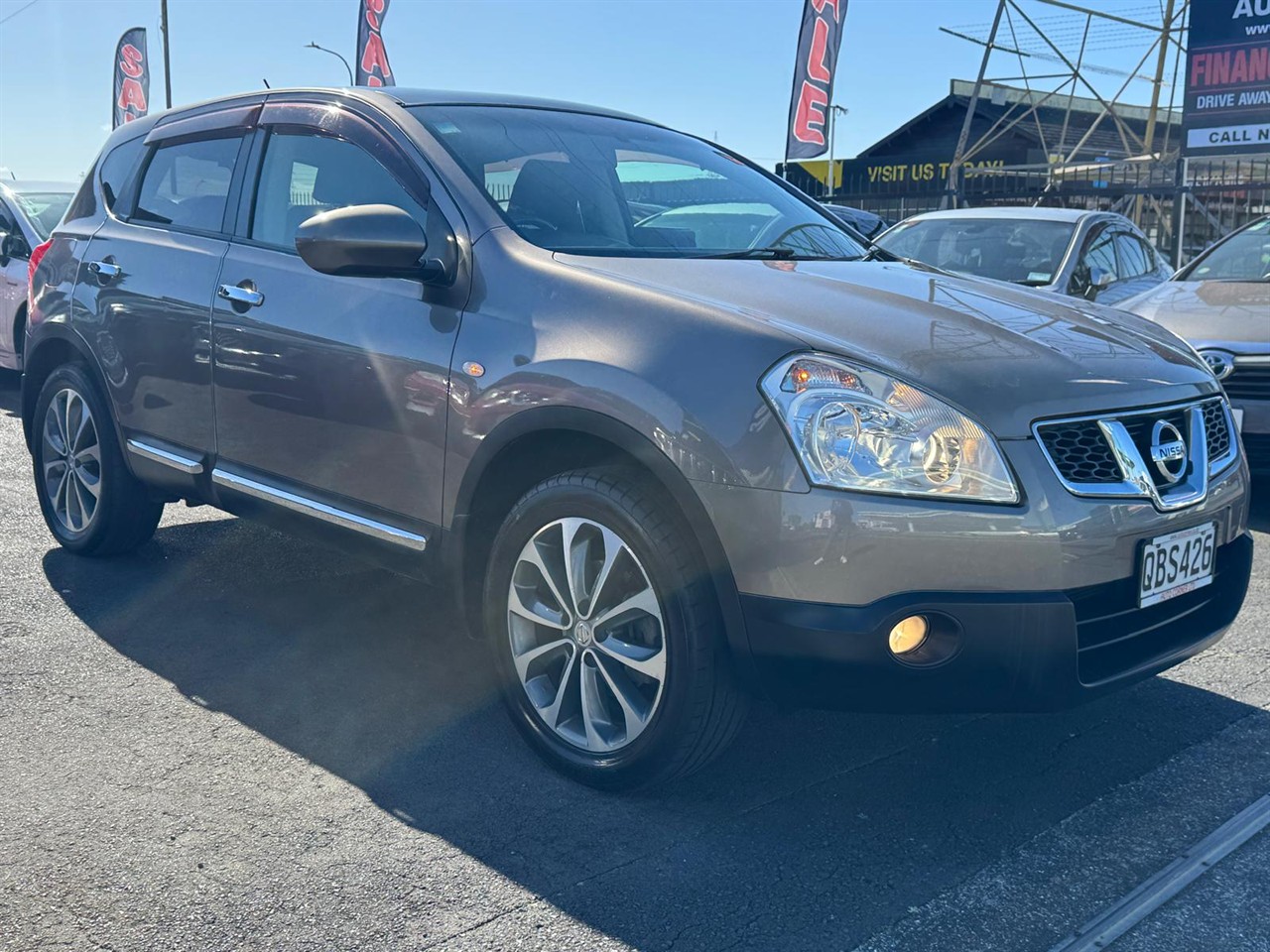 2012 Nissan DUALIS thumbnail