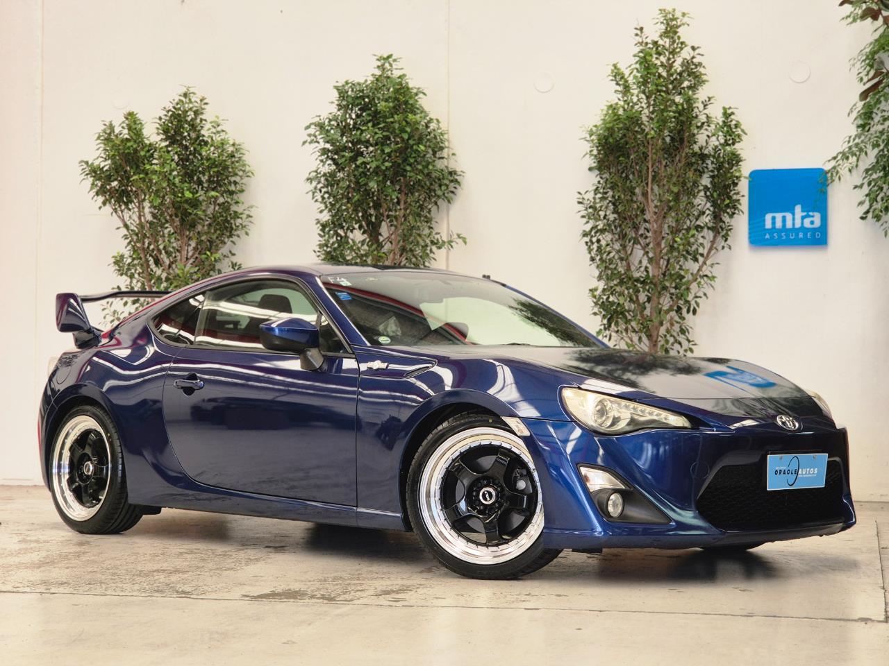 2013 Toyota 86 thumbnail