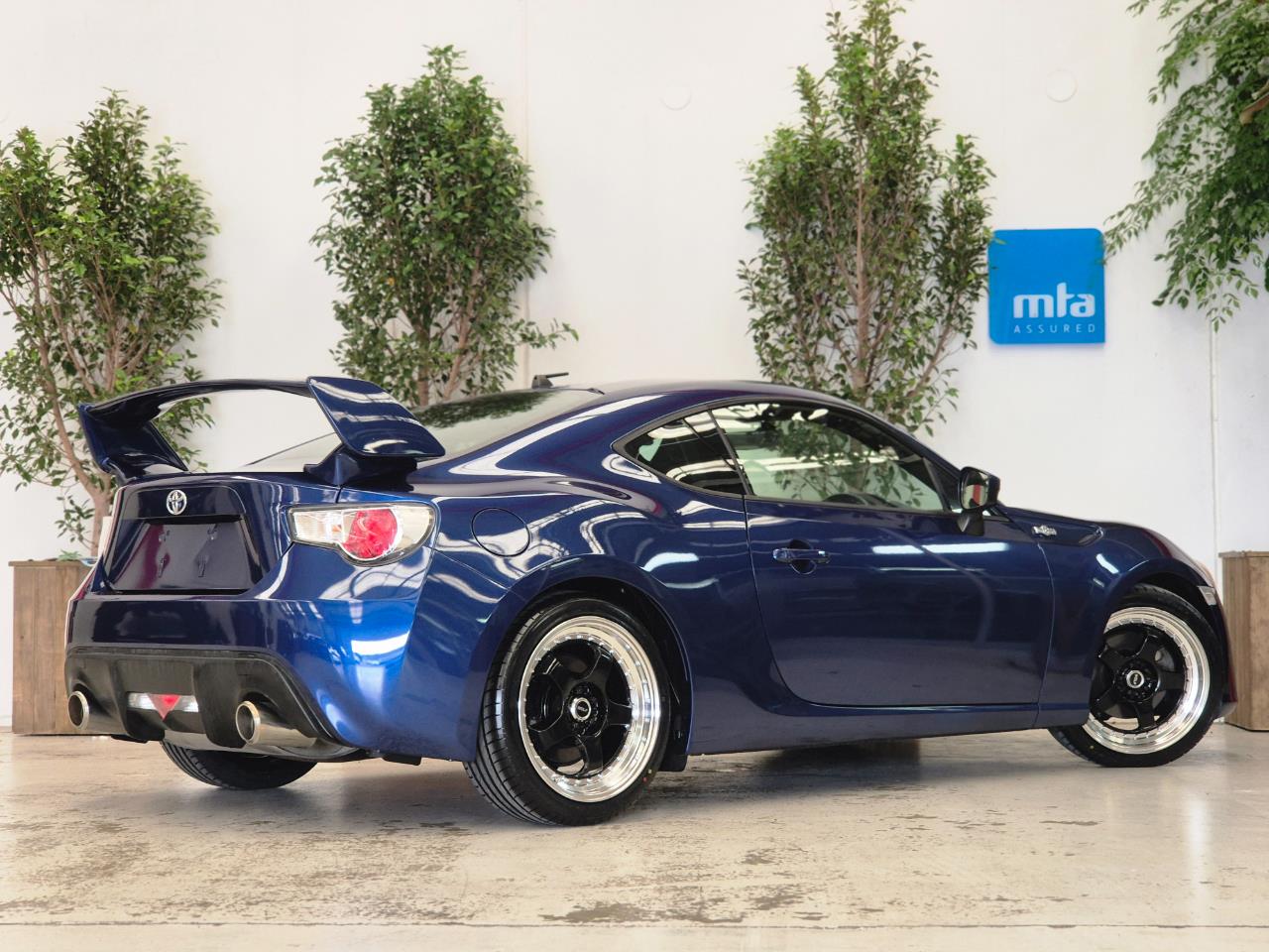 2013 Toyota 86 thumbnail