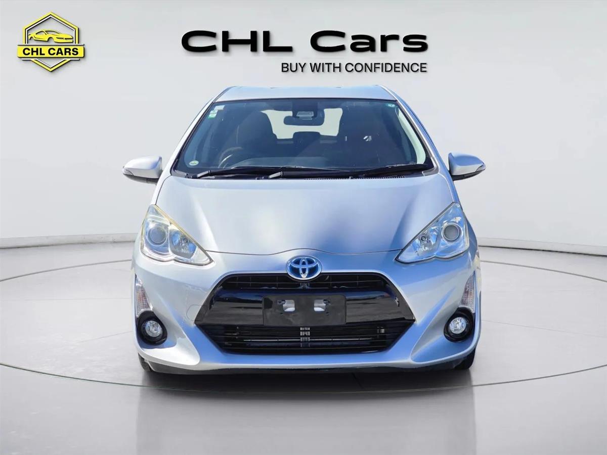 2016 Toyota Aqua thumbnail