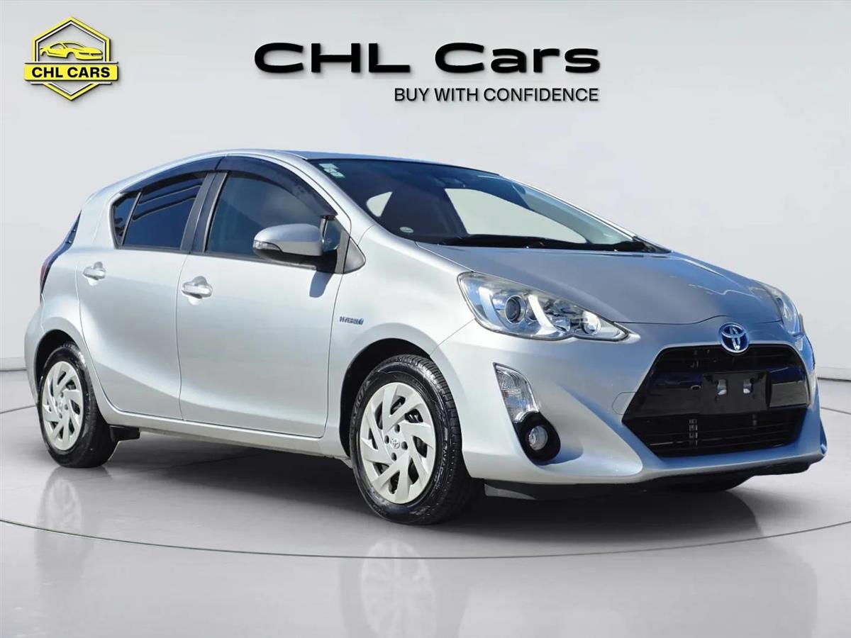 2016 Toyota Aqua thumbnail