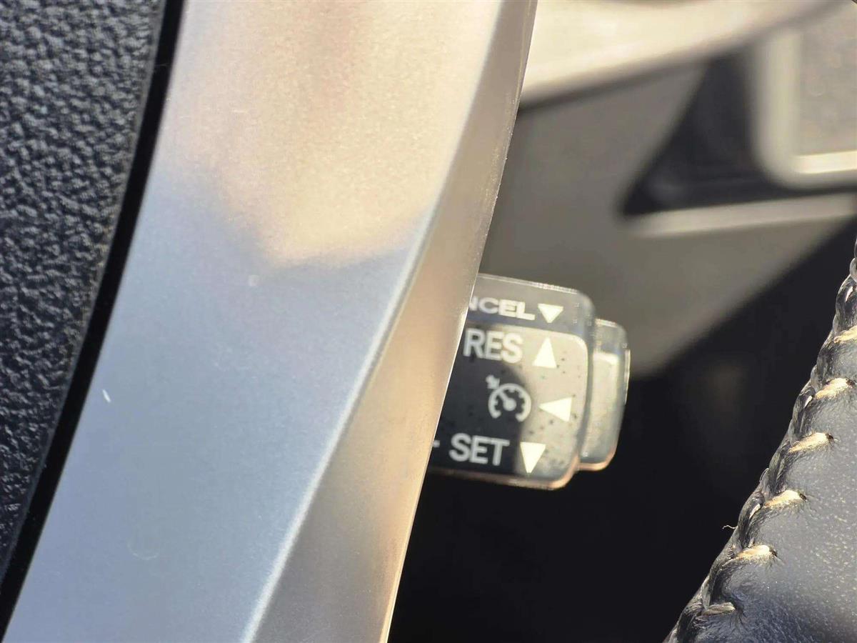 2016 Toyota Aqua thumbnail