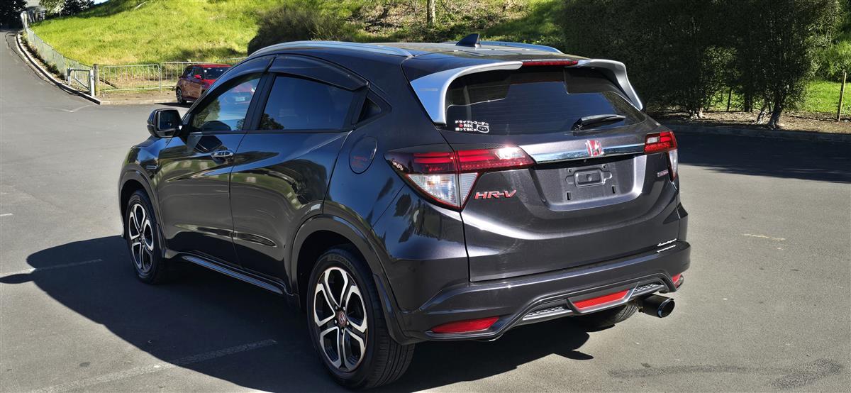 2015 Honda Vezel thumbnail