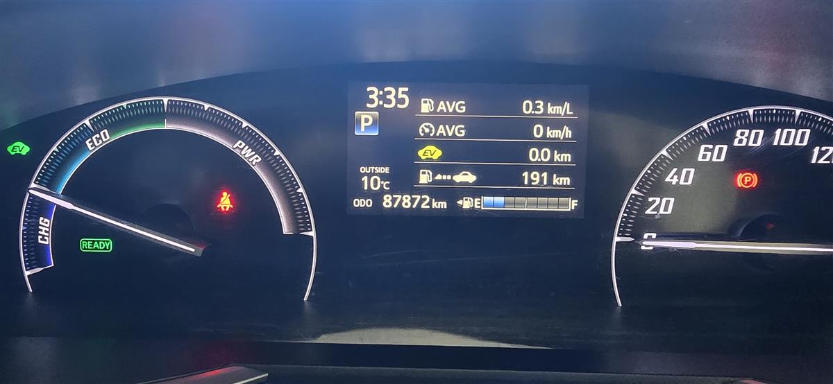 2016 Toyota Sienta thumbnail