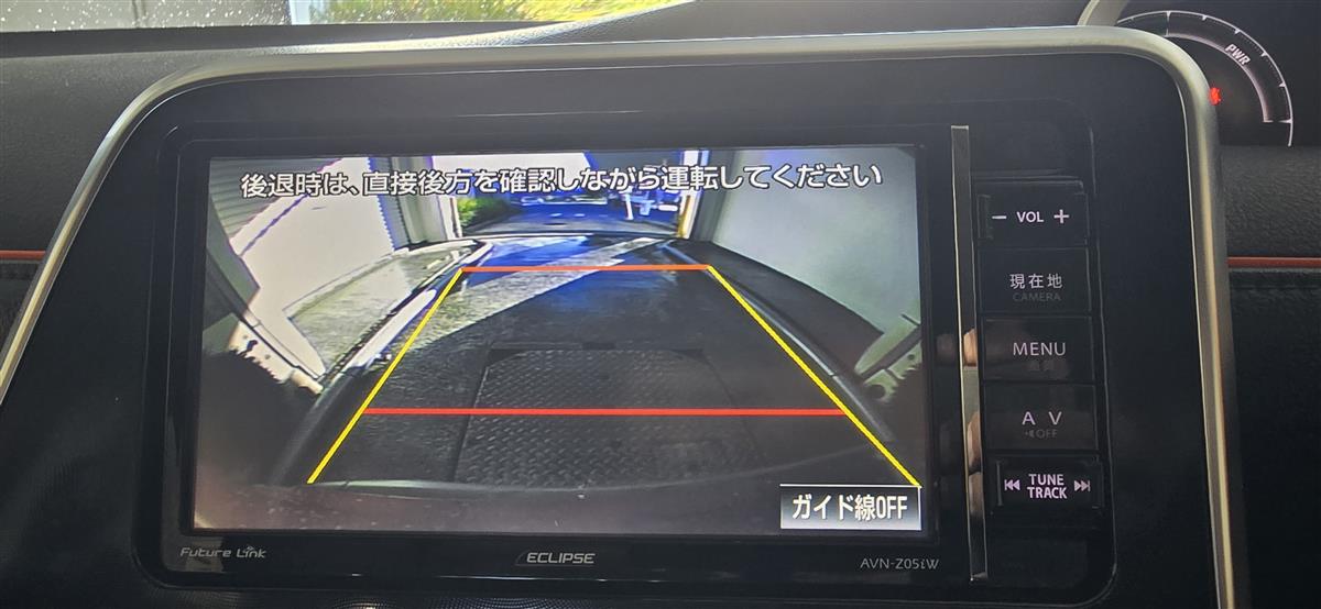 2016 Toyota Sienta thumbnail