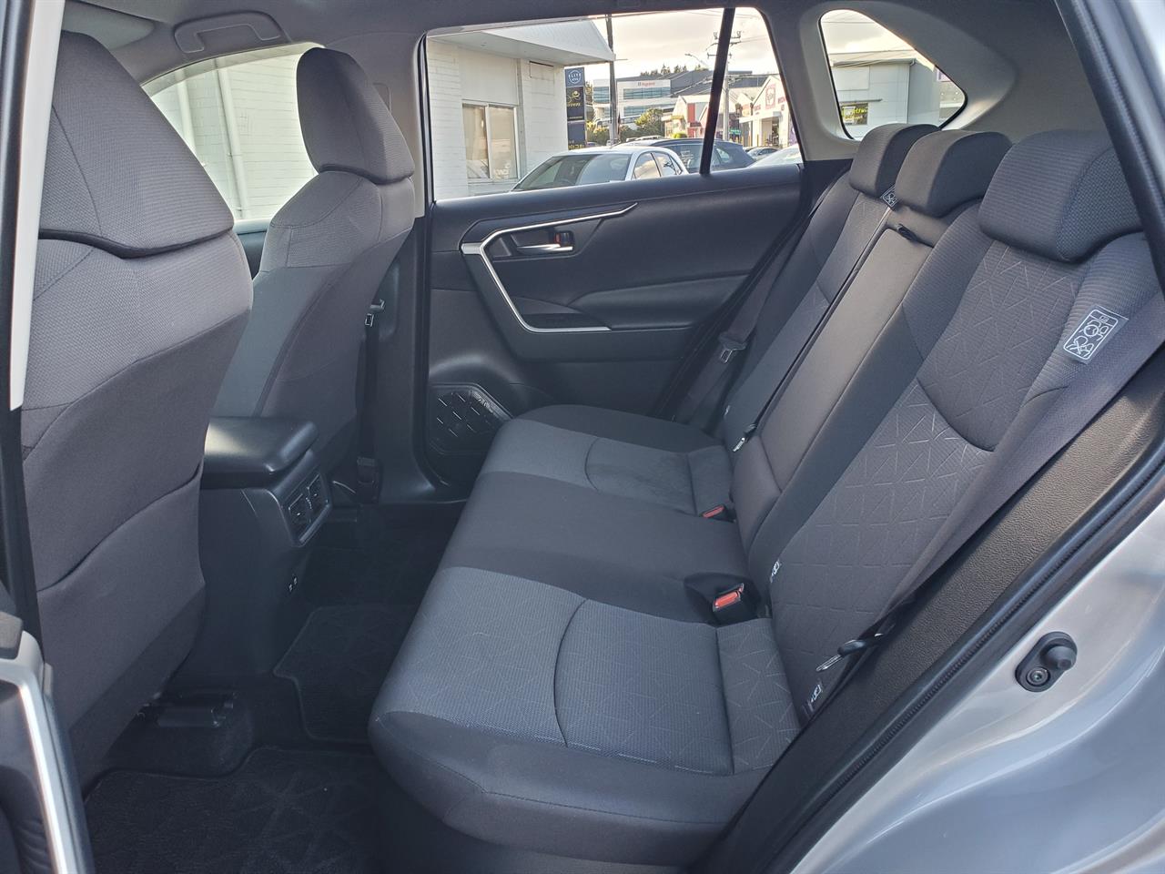 2019 Toyota Rav4 thumbnail