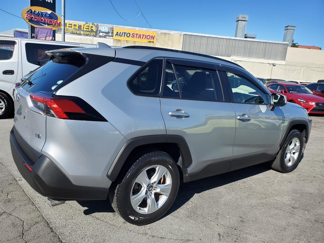 2019 Toyota Rav4 thumbnail