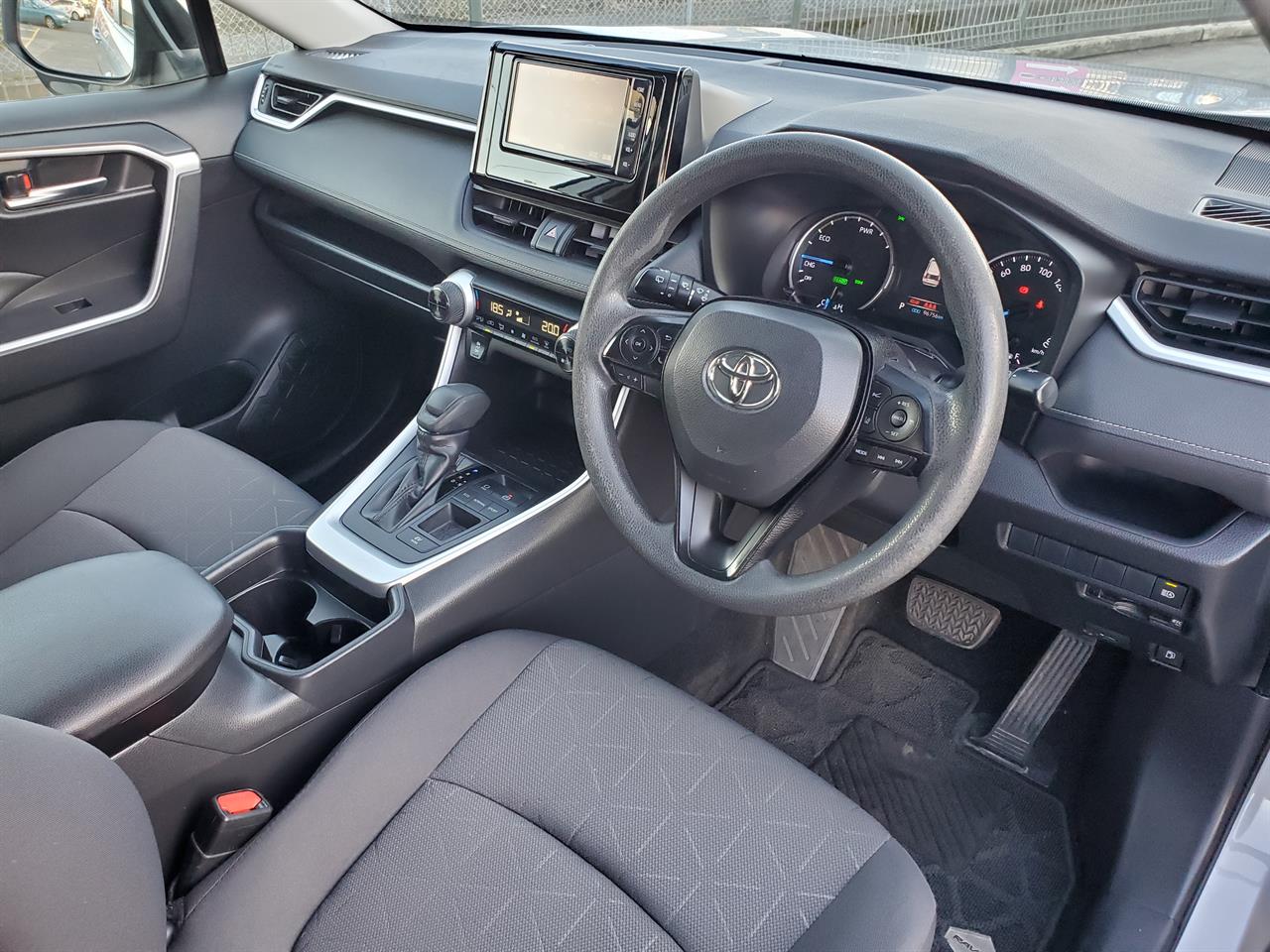 2019 Toyota Rav4 thumbnail