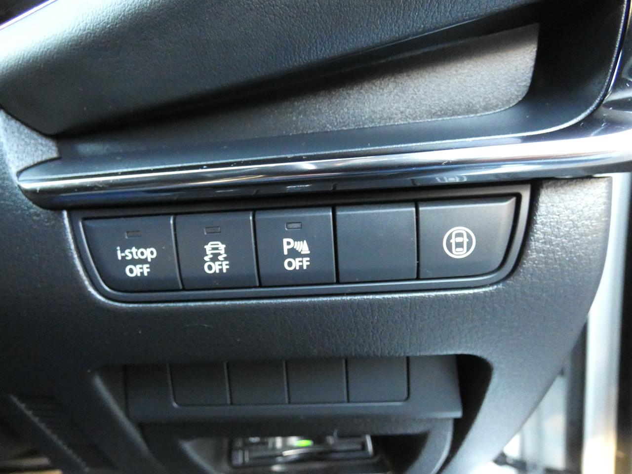 2019 Mazda 3 thumbnail