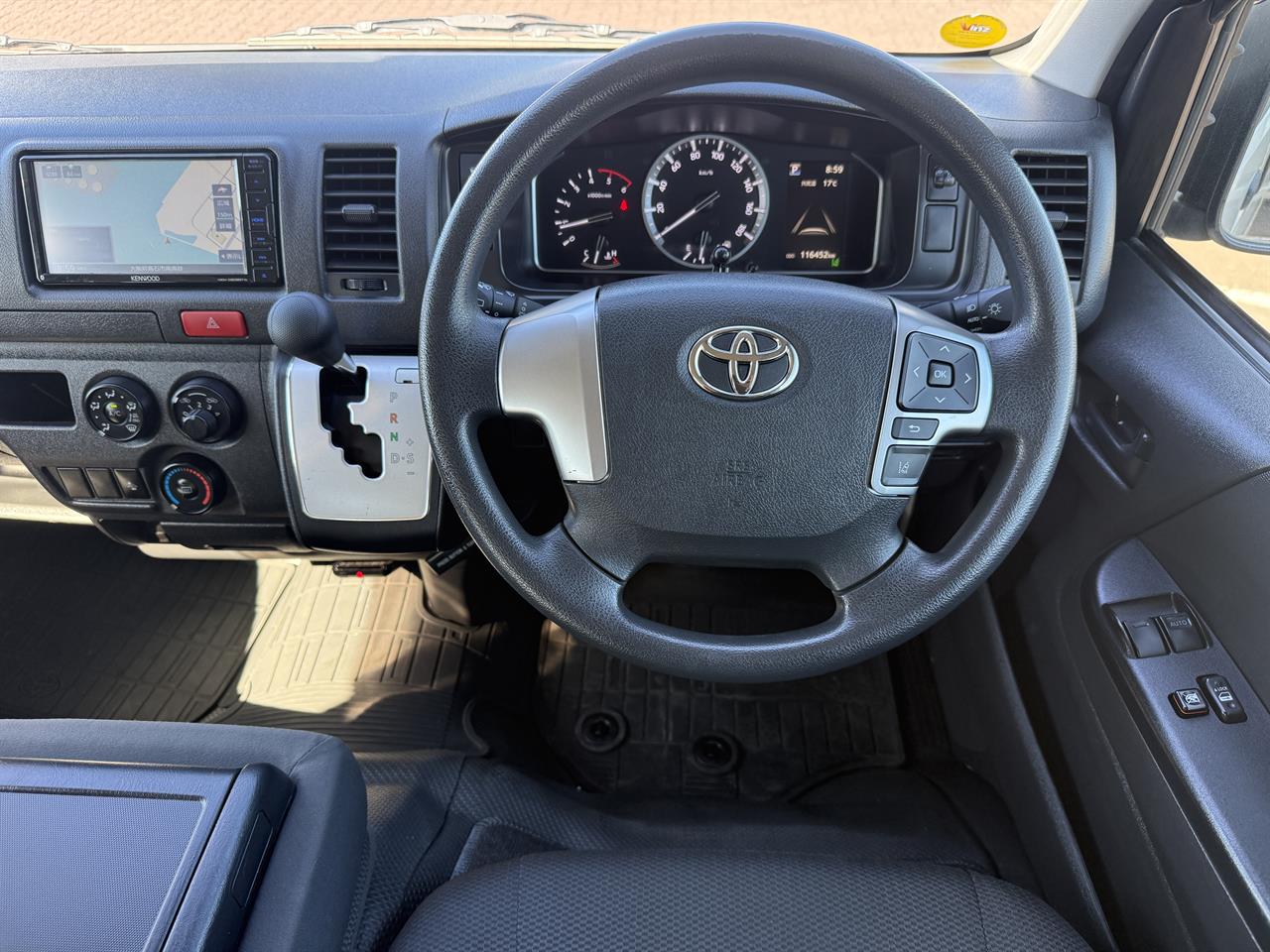 2021 Toyota Hiace thumbnail